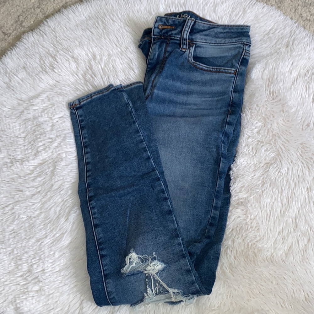 ✨AE High Rise Destroyed Jegging - Picture 5 of 10